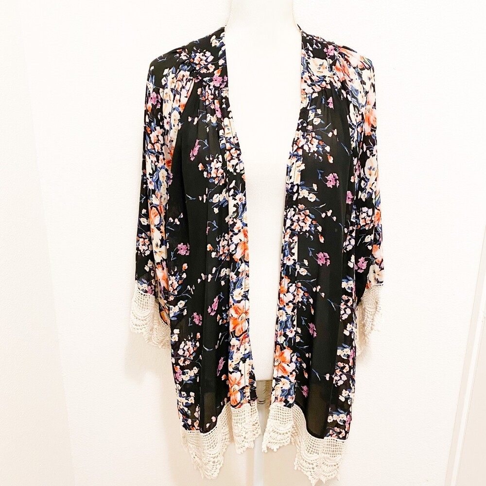 UMGEE Black Lace Floral Kimono BoHo Cover Up Size S/M